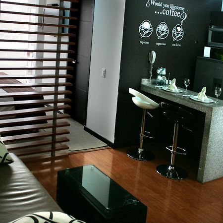 Hotel Regency Suites La Feria Bogota Buitenkant foto