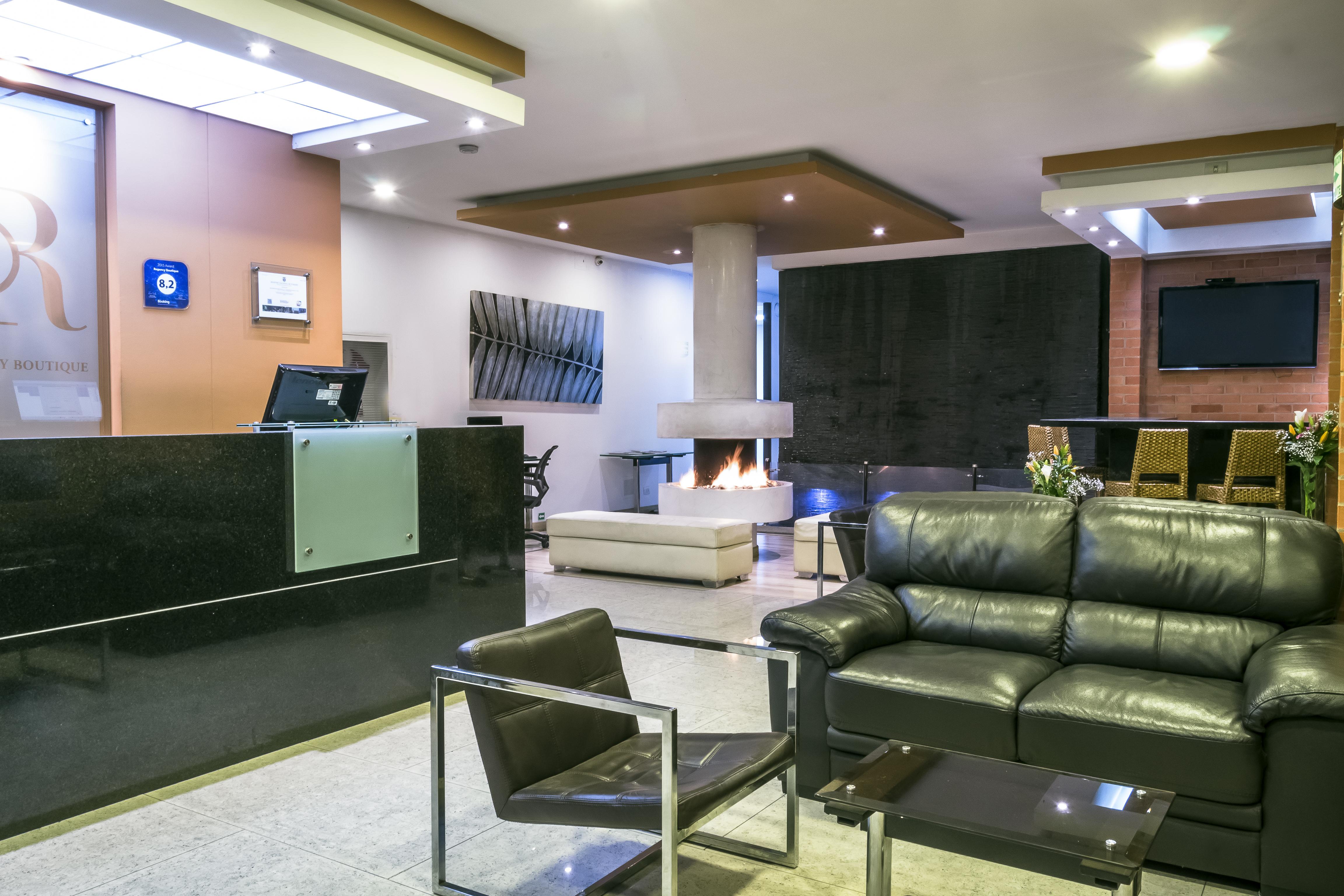 Hotel Regency Suites La Feria Bogota Buitenkant foto