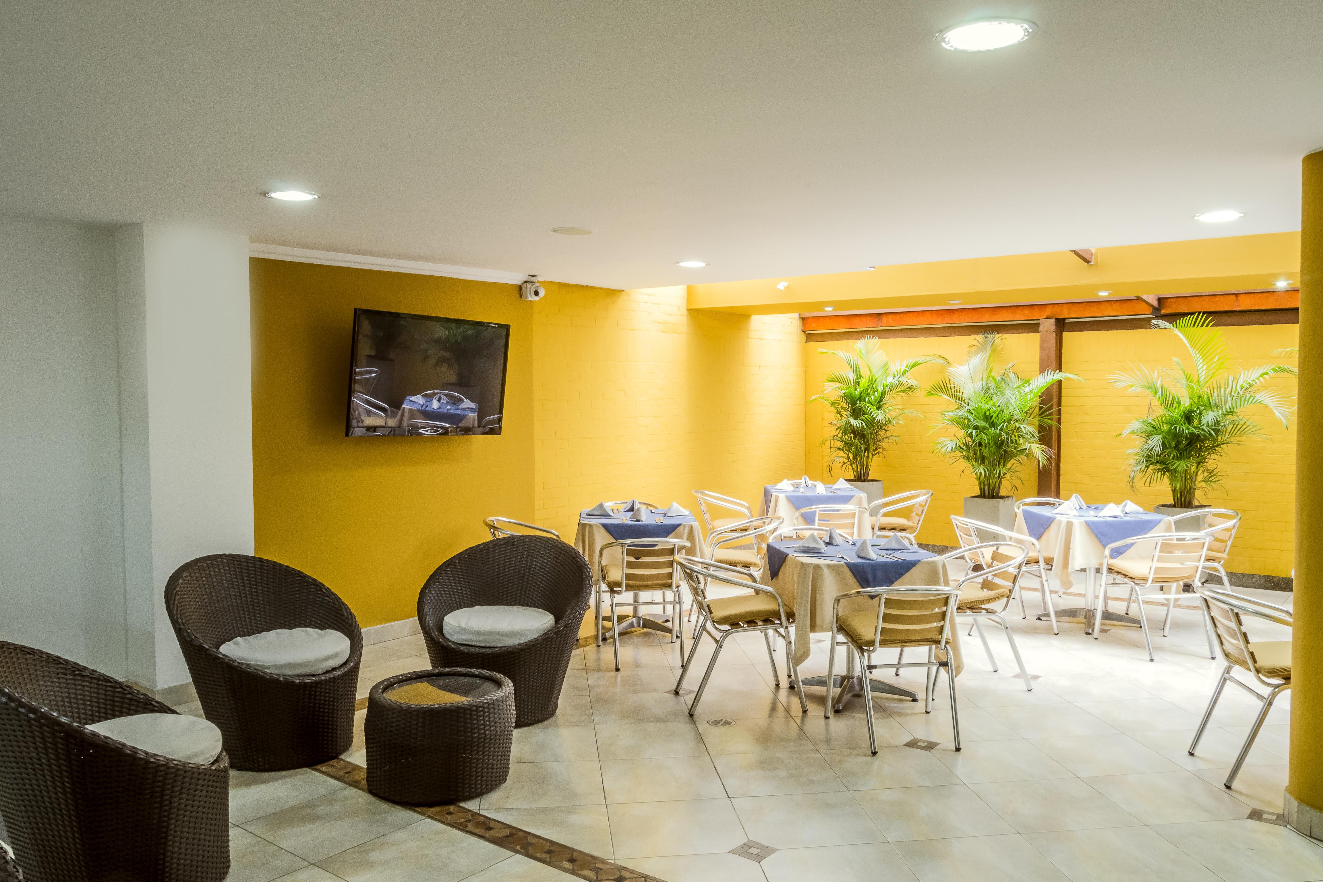 Hotel Regency Suites La Feria Bogota Buitenkant foto