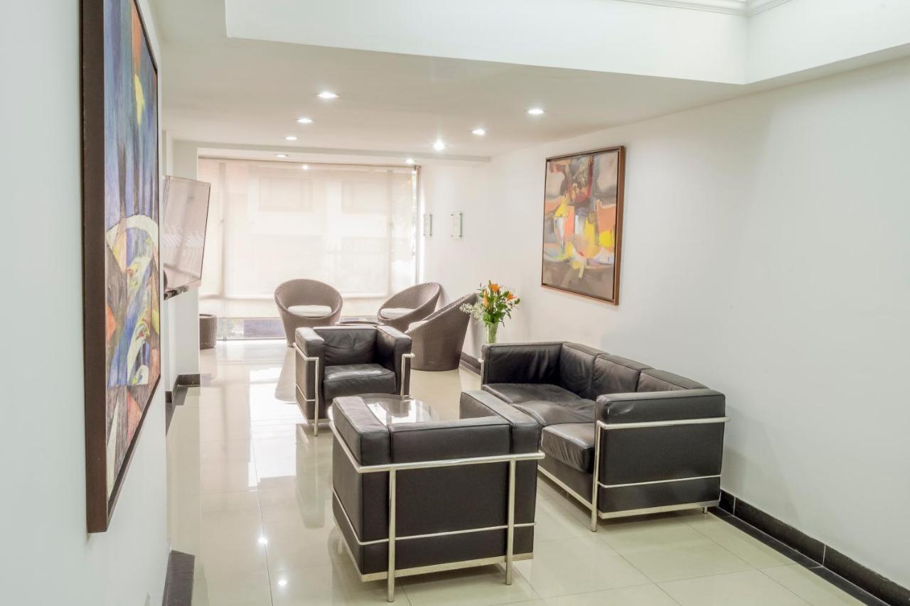 Hotel Regency Suites La Feria Bogota Buitenkant foto